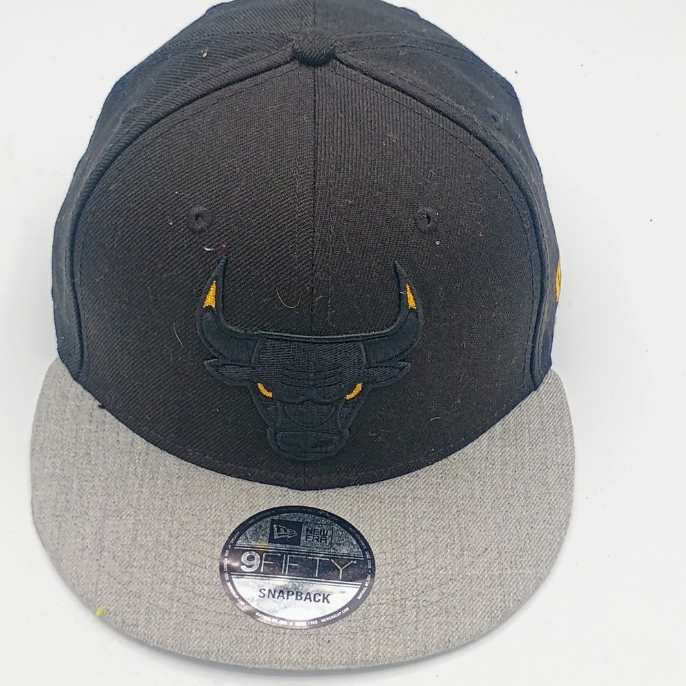 New Era Mens Chicago Bulls 9FIFTY Black OSFM Snapback Hat